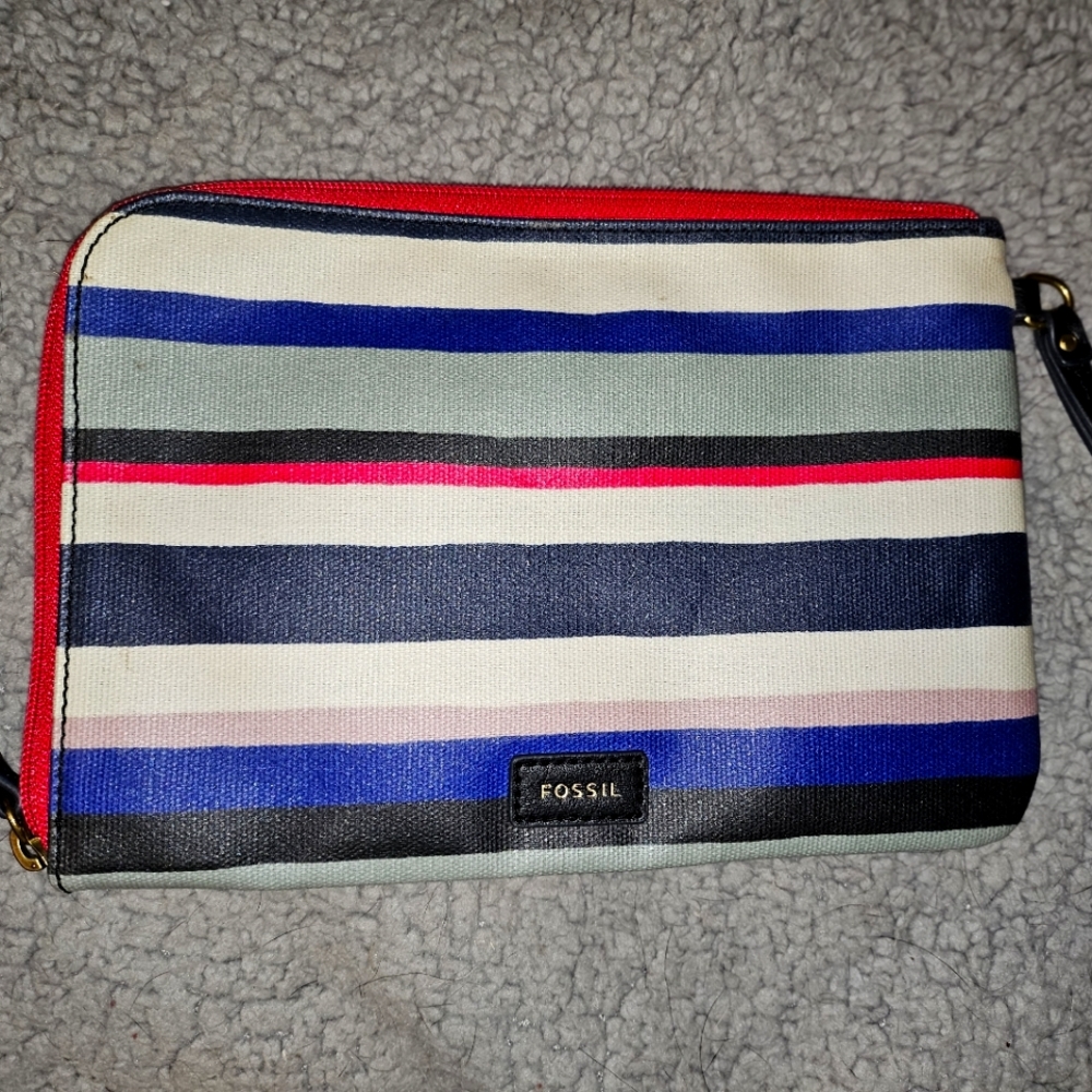 Fossil stripped wristlet